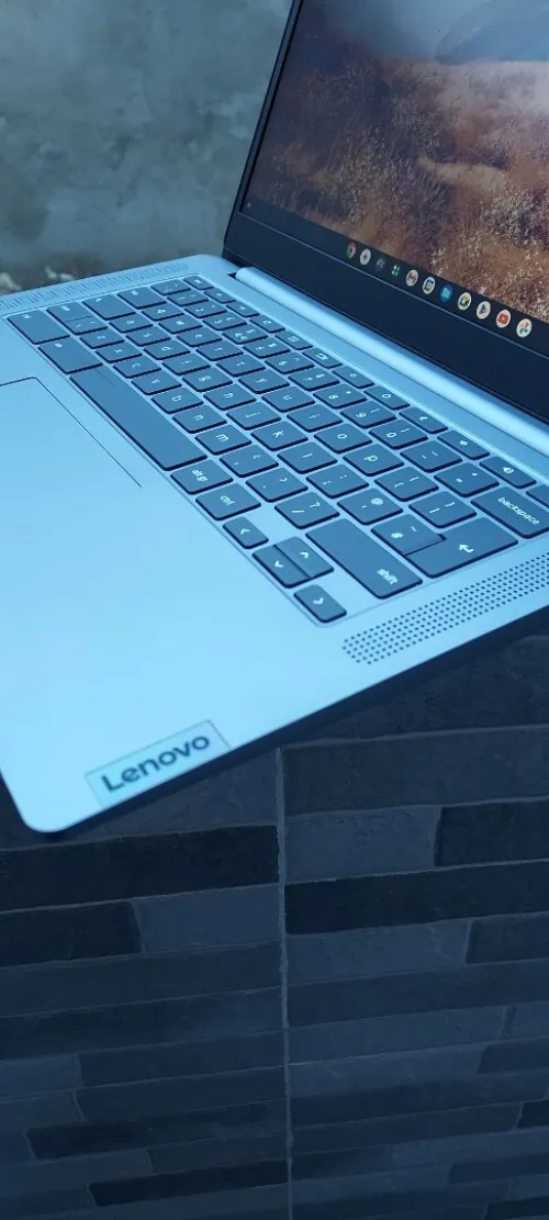 Lenovo ChromeBook IdeaPad3