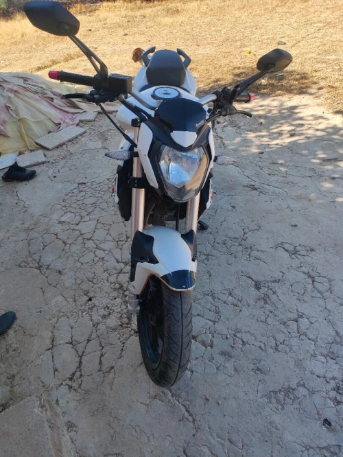 Benelli Benelli TNT 150 2022