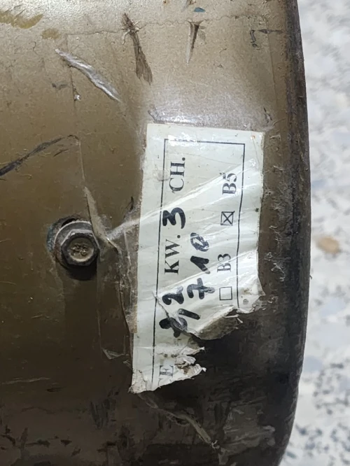 Moteur électrique UNELEC triphasé (3~), 2,2kw 220v/380v