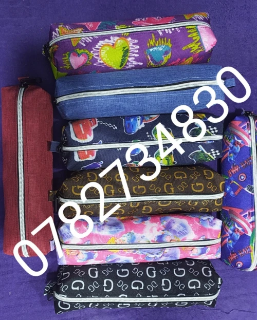 مقلمة مدرسية trousse scolaire