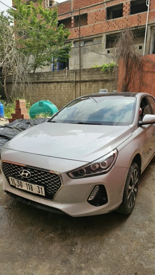 Hyundai i30 2018 Toute options