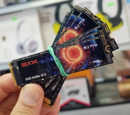Disque Dur SSD SIX NVMe 1TB M.2 PCIe 4.0 Ultra Rapide l