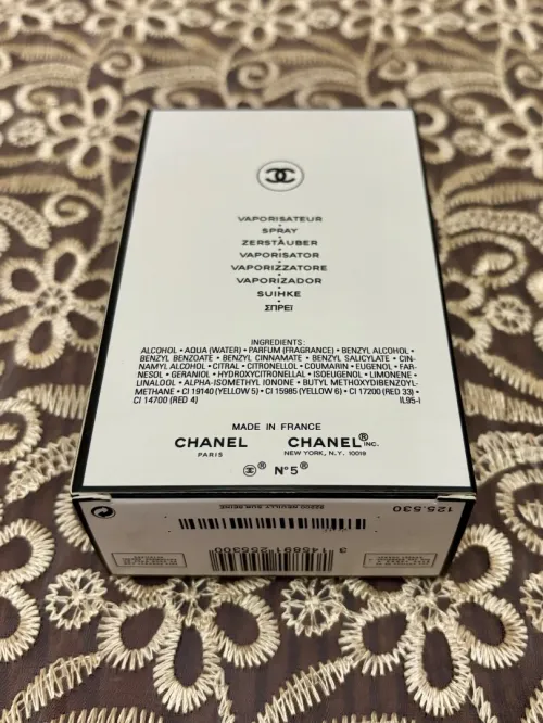  CHANEL N5 Eau De Parfum