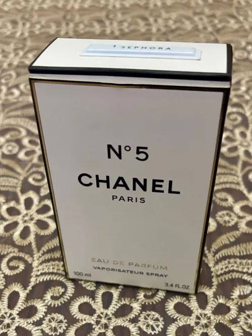  CHANEL N5 Eau De Parfum