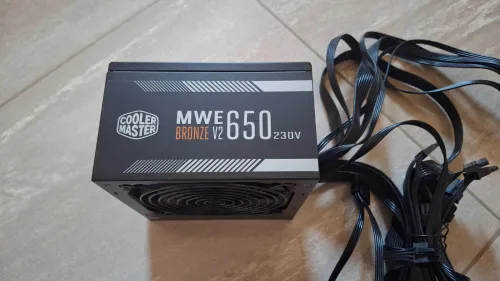 Alimentation coolermaster bronze MWE 650