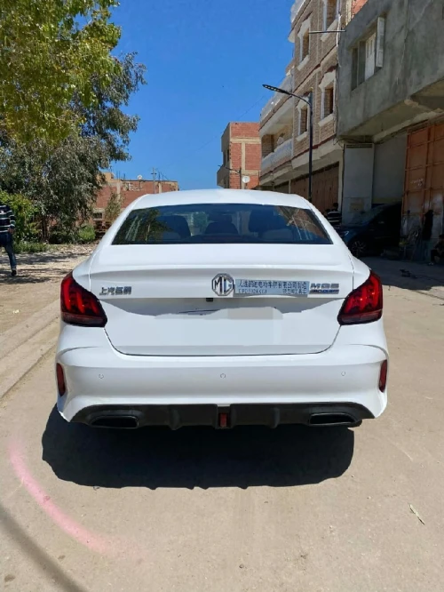 MG MG5 2026 