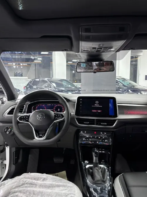 Volkswagen T-Roc 2025 