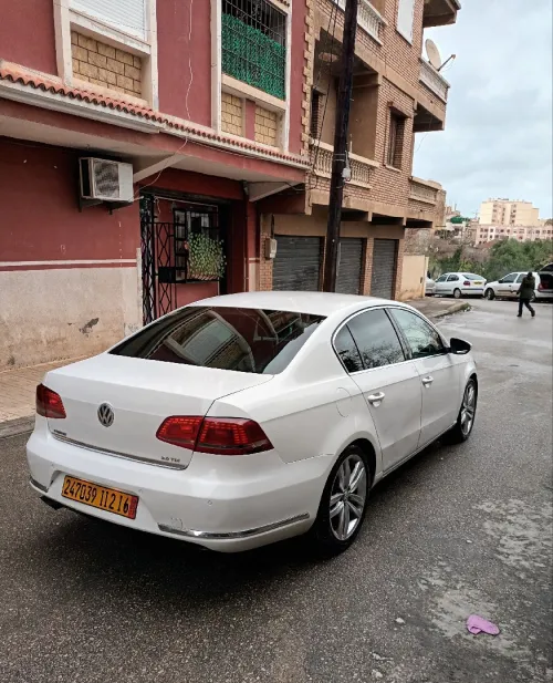 Volkswagen Passat 2012 R Line