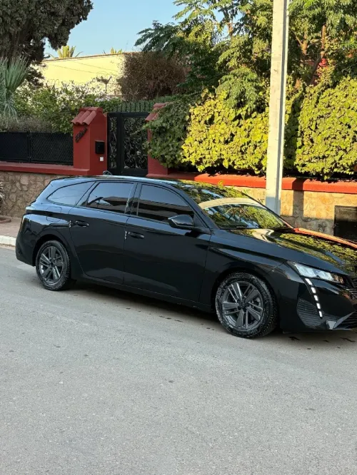 Peugeot 308 2023 First Edition