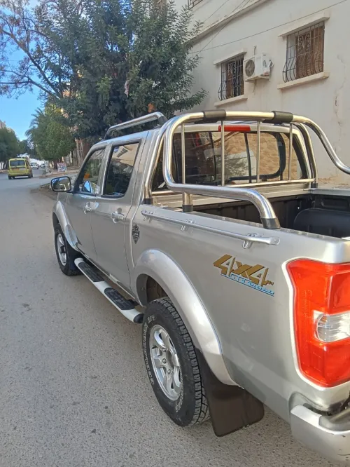Peugeot Peugeot 2024 4x4