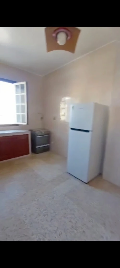 Location Appartement Niveau de villa F3 Alger Hydra