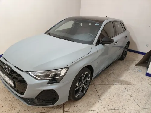 Audi A3 Sportback 2025 Flying spur Edition Premium 