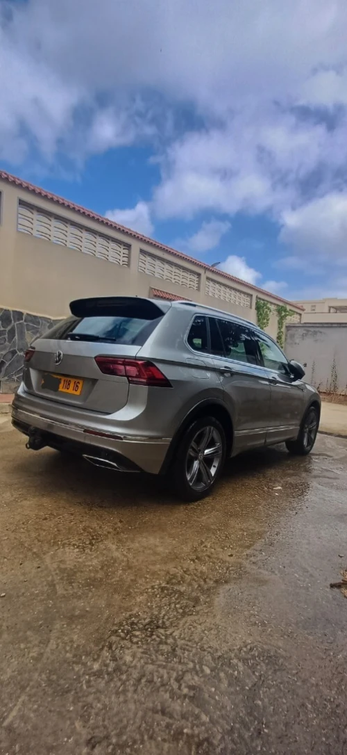 Volkswagen New Tiguan 2018 R-Line