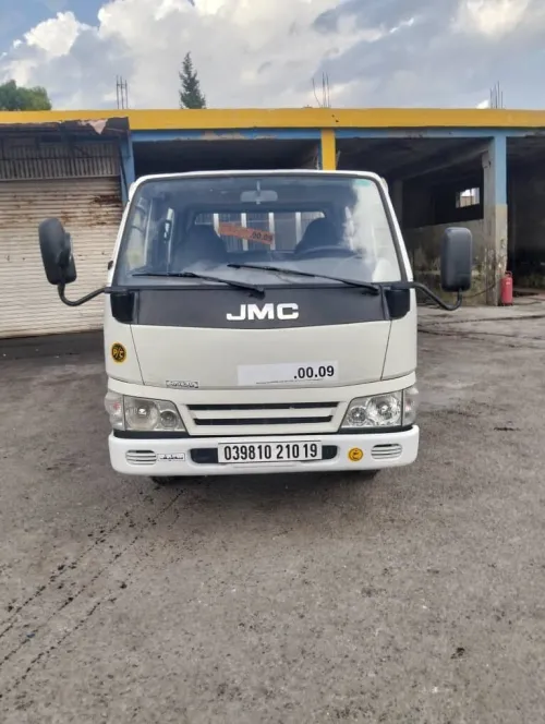 Camion dubl cbin JMC 2010