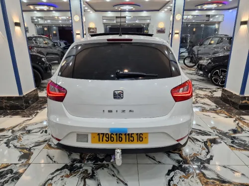 Seat Ibiza 2015 Fully +Toit ouvrant