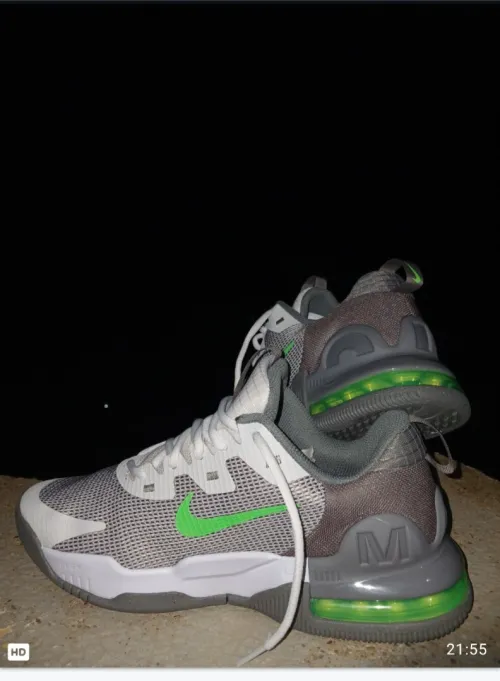Basket Nike neuve 