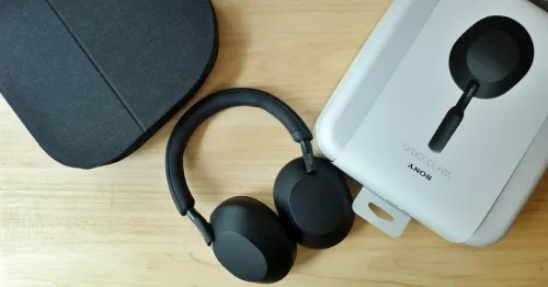 SONY WH-1000XM5 Casque Sans-Fil - Bluetooth 5.2 - Autonomie 30h - Micro Intégré - Capteur Tactile