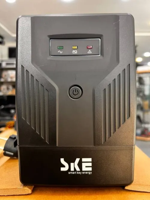 ONDULEUR SKE GP1200 - 1200VA / 720W - 4 SORTIES - AFFICHAGE LED - CONTRE SURTENSION - NOIR 