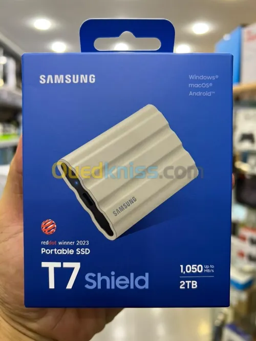 SAMSUNG SSD PORTABLE T7 SHIELD 2TO - DISQUE DURE EXTERNE - TYPE C- 1050 MO/S - ETANCHE - WHITE