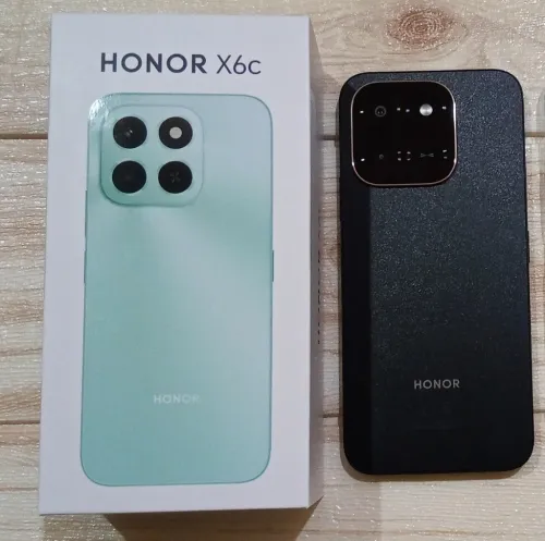 HONOR X6C - MEDIATEK HELIO G81 ULTRA - 6GO - 128GO - DUAL SIM - 6.6" HD 120 HZ - 50MP - NFC - 5300MAH - BLACK 