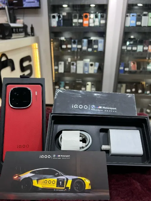 iQOO 12 RED 12GB 256GB Boite