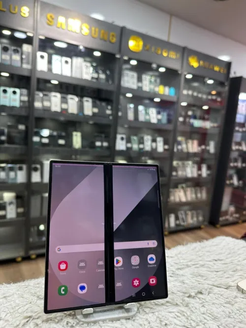 Galaxy Z Fold 6 12GB 256GB 2SIM ECRAN INETRIEUR CASSÉ