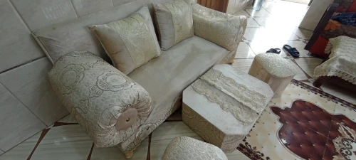 Fauteuille 2 Place+ 2 Poufs+ Table 