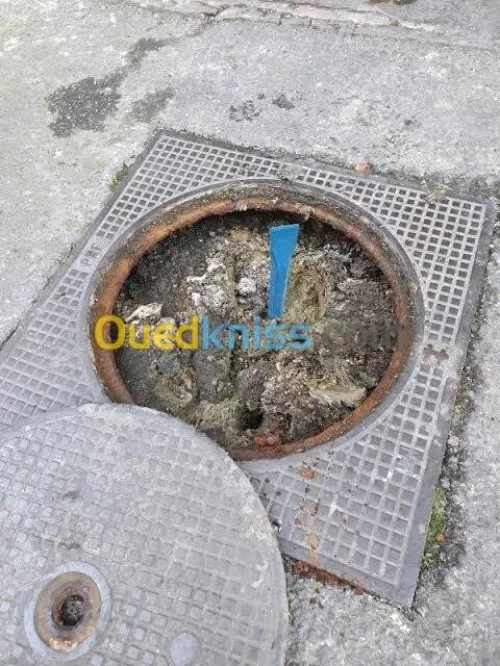 تنظيف جميع قنوات الصرف الصحي 