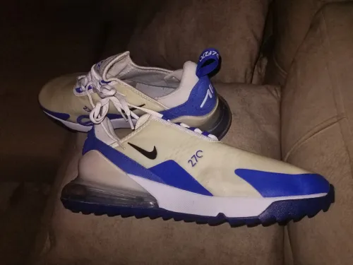 Nike 270