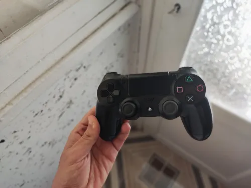 Ps4 pro version flashbale 11.00 venue de France 