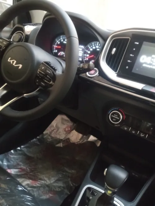 Kia KX1 2025 Place roof
