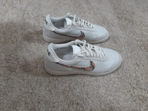 Nike Field General