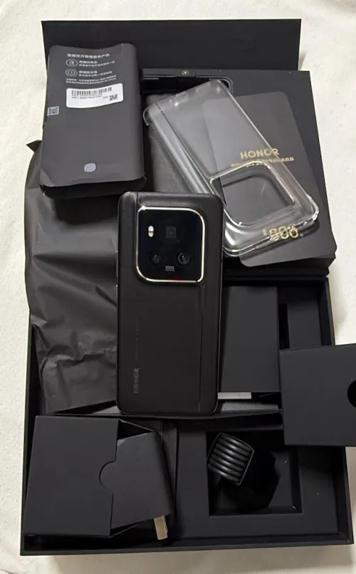 Honor Magic 6 Ultimate Honor Magic 6 Ultimate