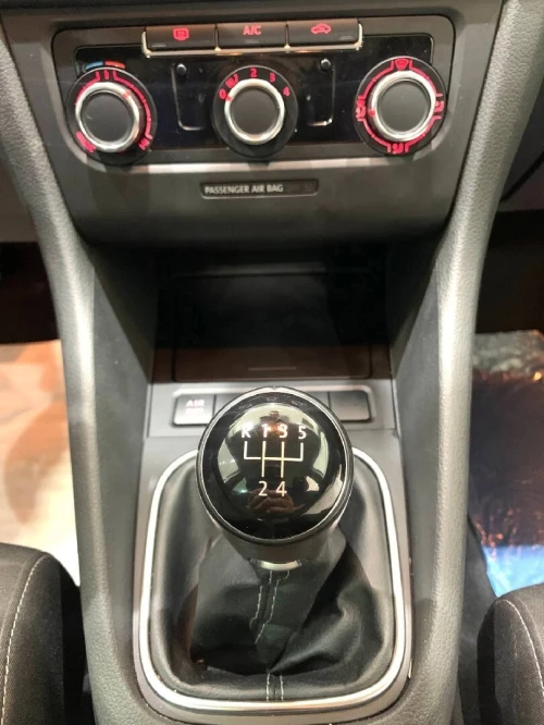 Volkswagen Golf 6 2012 Move