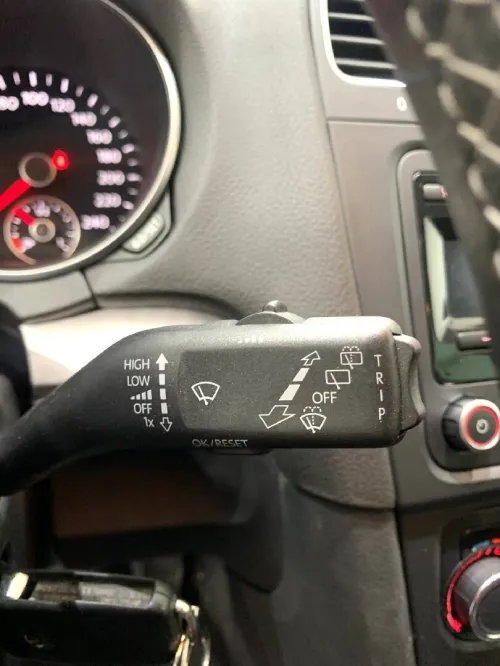 Volkswagen Golf 6 2012 Move