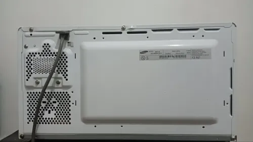 Micro onde samsung 0551 26 72 76