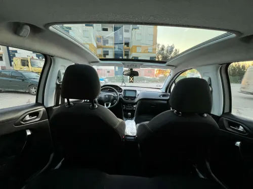 Peugeot 208 2013 Allure