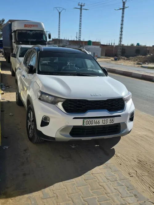 Kia Sonet  2023 Luxury