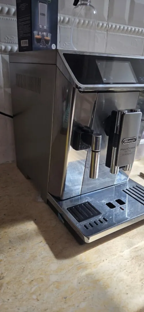 Machin a café DeLonghi Primadonna