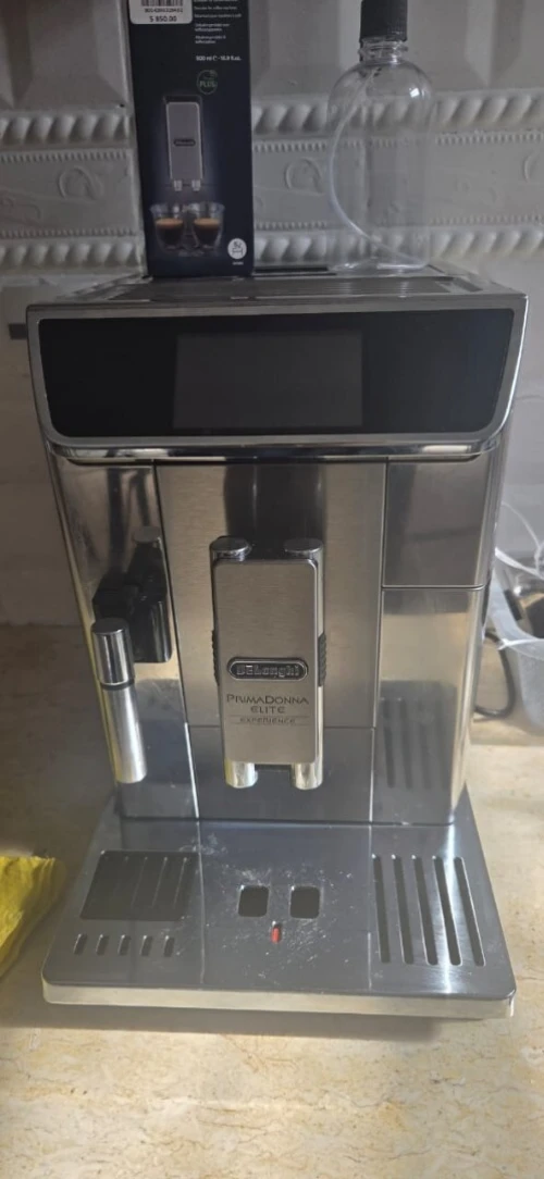 Machin a café DeLonghi Primadonna