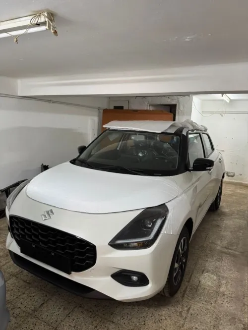 Suzuki Swift 2025 Glx