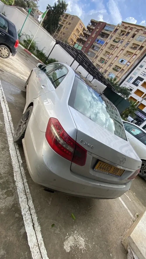 Mercedes Classe E 2009 E250