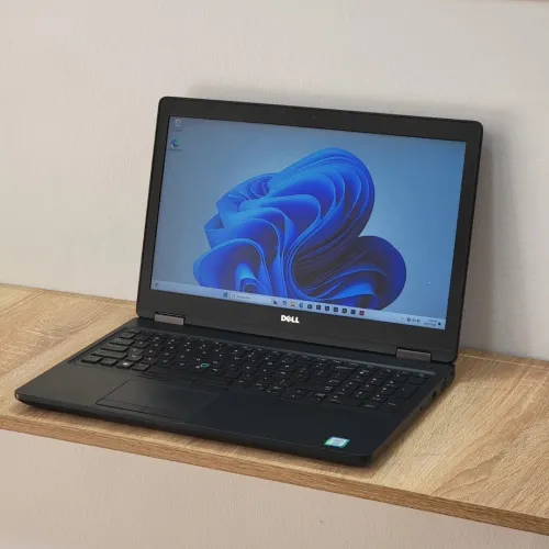 DELL PRECISION 3520 WORKSTATION (STATION DE TRAVAIL)