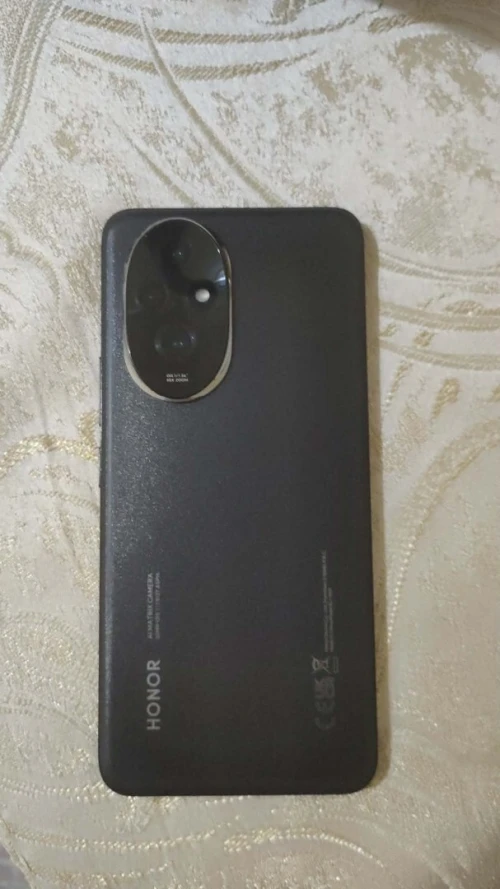Honor 200