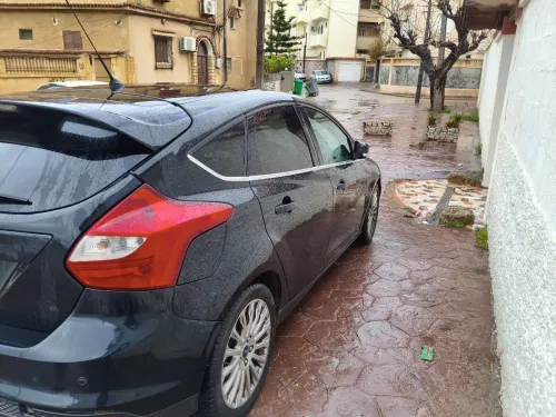 Ford Focus 5 portes 2015 Titanium