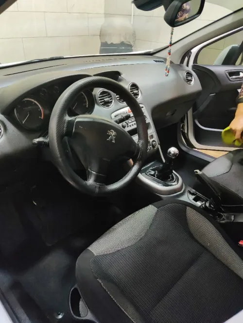Peugeot 308 2012 