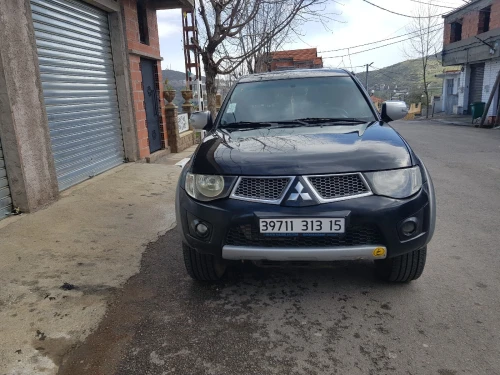 Mitsubishi L200 2013 Doube cabine Evolution