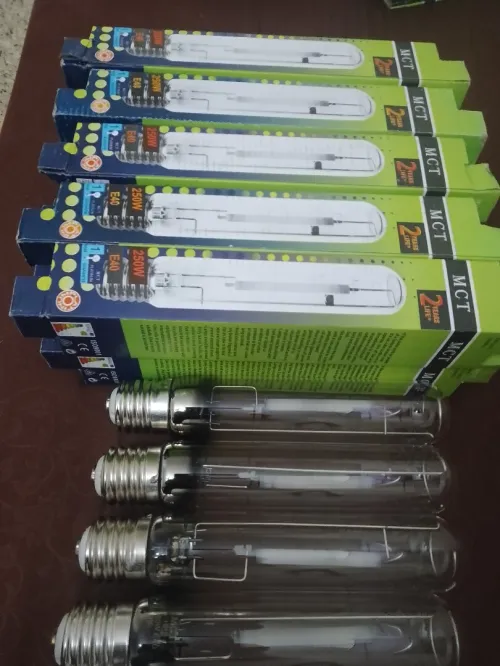 Lampe sodium E40 220V 250W neuf jamais utilisé 