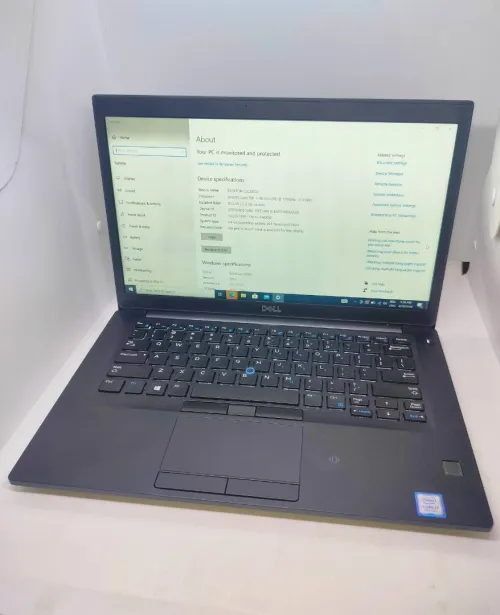 Laptop Dell Latitude 7490 14" Pouces / i7 8 ème/ RAM 16 Go DDR4 / Disque Dur SSD 256 Go / Full HD