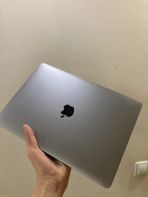 MacBook Pro 2017 i5 1tb